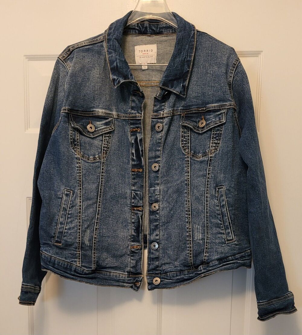 Torrid Denim Short Jean Jacket Womens Size 2 Blue Button Up (Size Plus 18-20)